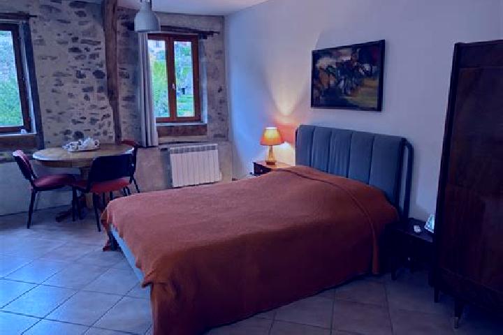 Hazel, 35 — Escort in Laroquebrou, France