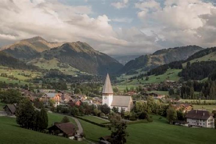 Hazel, 35 — Escort in Saanen, Switzerland