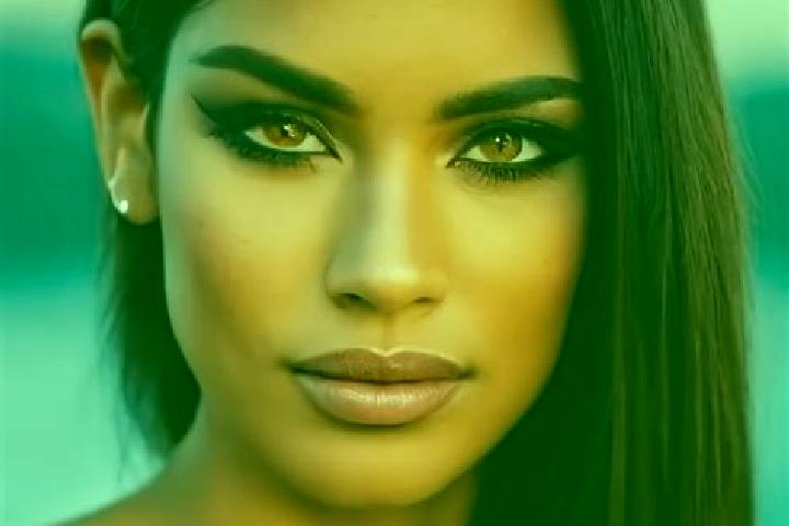 Hazel, 36, a black dark-eyed latina companion based in Boornbergum. Offering GFE, Striptease, Duos, Massage. Available for incall and outcall, day and evenin...