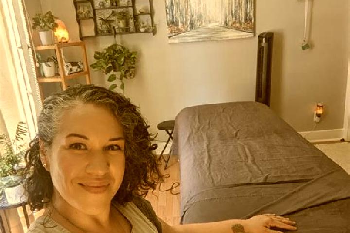 Hazel, 36, a blonde grey-eyed ebony companion based in Lomas. Offering Girlfriend Experience, Dinner Date, GFE, Massage. Available for incall and outcall, ov...