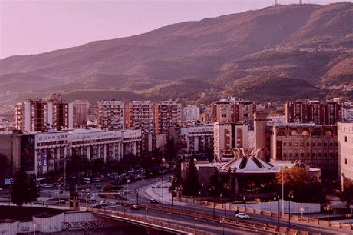 Hazel, 36 — Escort in Miladinovci, North Macedonia