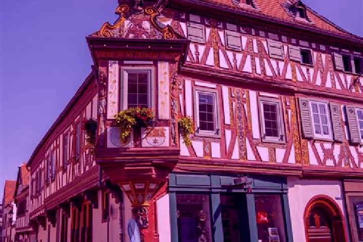 Hazel, 36 — Escort in Seligenstadt, Germany