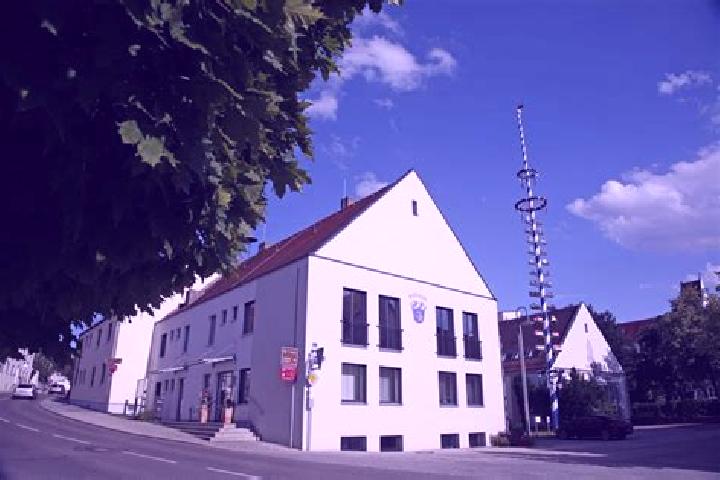 Hazel, 36 — Escort in Thierhaupten, Germany