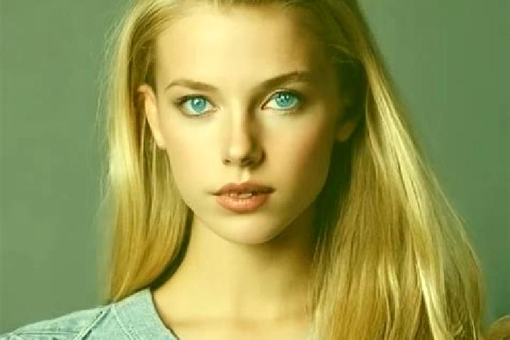 Hazel, 37, a blonde grey-eyed mixed companion based in Ishcherskaya. Offering GFE, Fetish, Duos. Available for incall and outcall, day and evening dates.