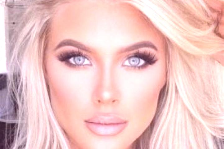 Hazel, 37, a platinum blonde dark-eyed middle eastern companion based in Papa. Offering Tantra, BDSM, Girlfriend Experience, A-Level, Dinner Date. Available ...