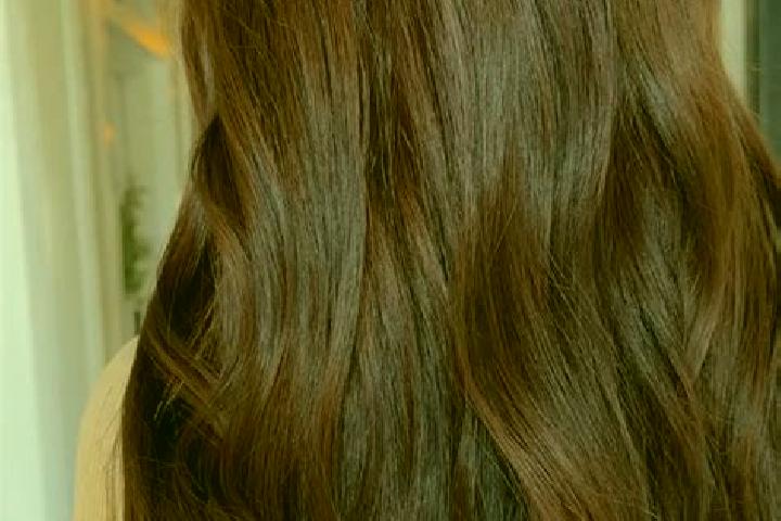 Hazel, 37, a red brown-eyed mediterranean companion based in Sijunjung. Offering OWO, Dinner Date, Girlfriend Experience. Available for incall and outcall, d...