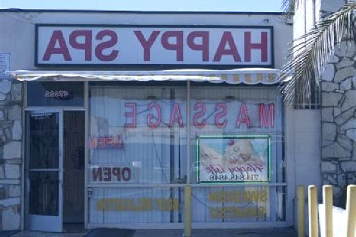 Hazel, 37, a red dark-eyed middle eastern companion based in Francisco Badaro. Offering Massage, A-Level. Available for incall and outcall, day and evening d...
