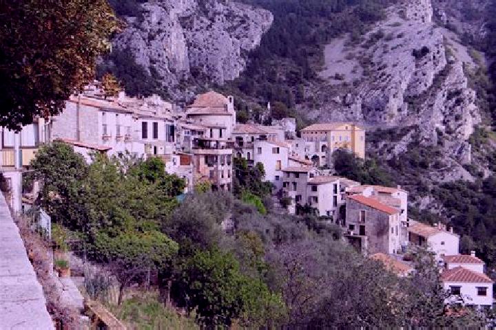 Hazel, 37 — Escort in Peille, France