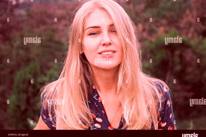 Hazel, 38, a blonde blue-eyed middle eastern companion based in Deh-e Zak. Offering Dinner Date, Travel Companion, Domination, Couples. Available for incall ...
