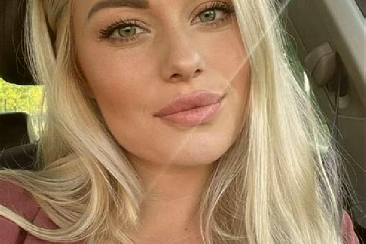 Hazel, 38, a blonde hazel-eyed ebony companion based in Bacanda. Offering Duos, Travel Companion, Domination, Massage. Available for incall and outcall, over...