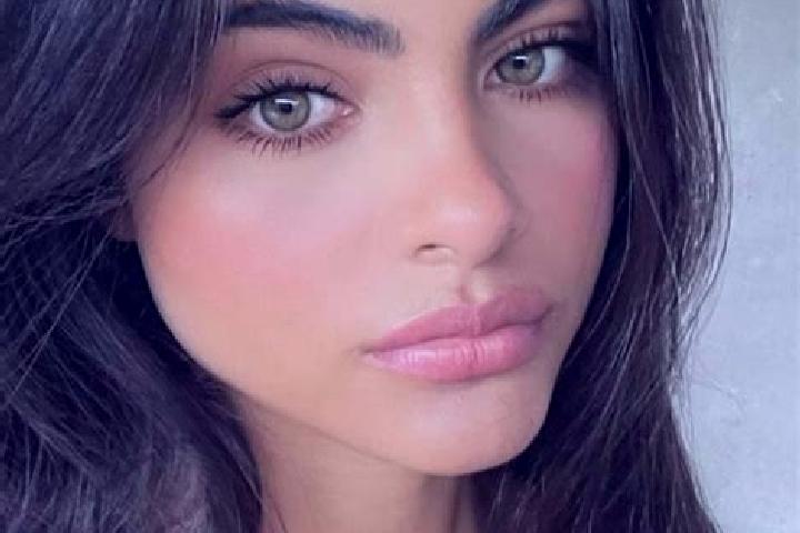Hazel, 38, a chestnut green-eyed indian companion based in Ceres. Offering CIM, Roleplay, Fetish, Striptease. Available for incall and outcall, day and eveni...