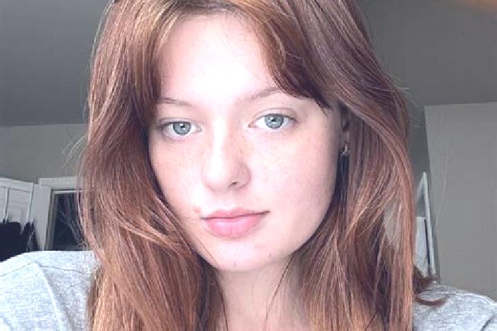 Hazel, 38, a red grey-eyed middle eastern companion based in Ellerton. Offering Striptease, OWO, Overnight, CIM. Available for incall and outcall, day and ev...