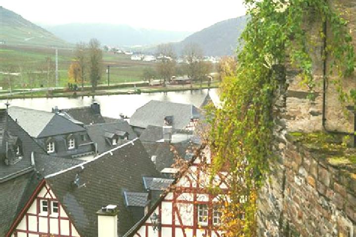 Hazel, 38 — Escort in Beilstein, Germany