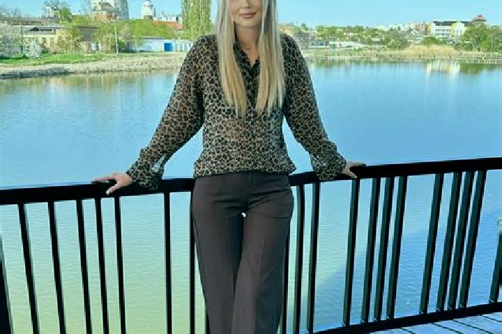 Hazel, 38 — Escort in Bila Tserkva, Ukraine