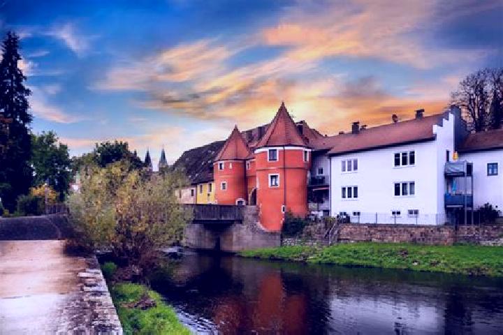 Hazel, 38 — Escort in Cham, Germany