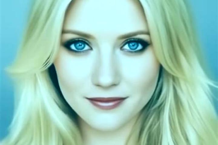 Hazel, 39, a blonde amber-eyed caucasian companion based in Dardilly. Offering Dinner Date, A-Level, Duos, Couples, OWO. Available for incall and outcall, ov...