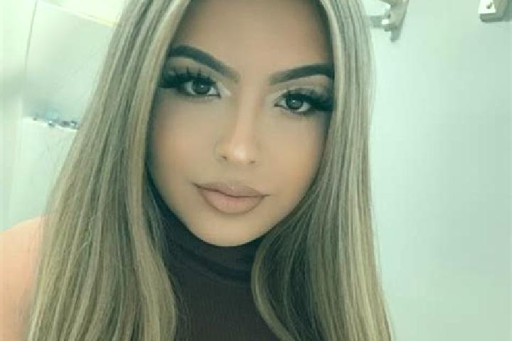Hazel, 39, a blonde grey-eyed latina companion based in Arth. Offering Deep French Kissing, Erotic Massage, OWO, Roleplay. Available for incall and outcall, ...