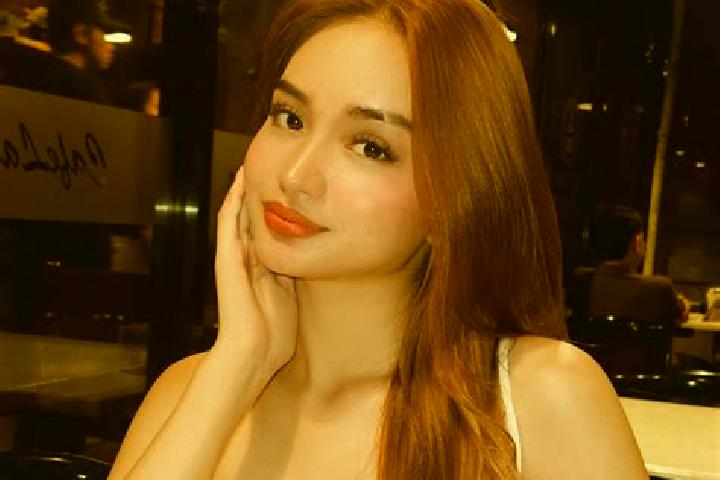 Hazel, 39 — Escort in Daya, China