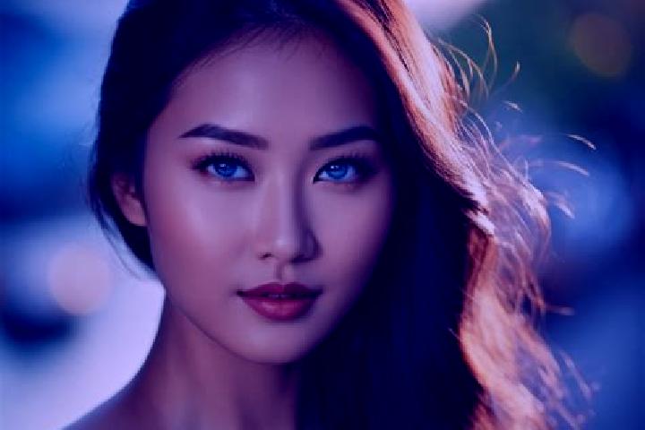 Iris, 20, a black blue-eyed asian companion based in Pescarolo. Offering Tantra, 69, Prostate Massage. Available for incall and outcall, day and evening dates.