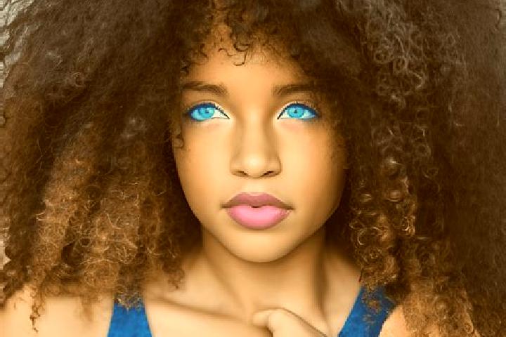 Iris, 20, a black blue-eyed mixed companion based in Tluszcz. Offering Overnight, BDSM, Striptease, Massage. Available for incall and outcall, overnight book...