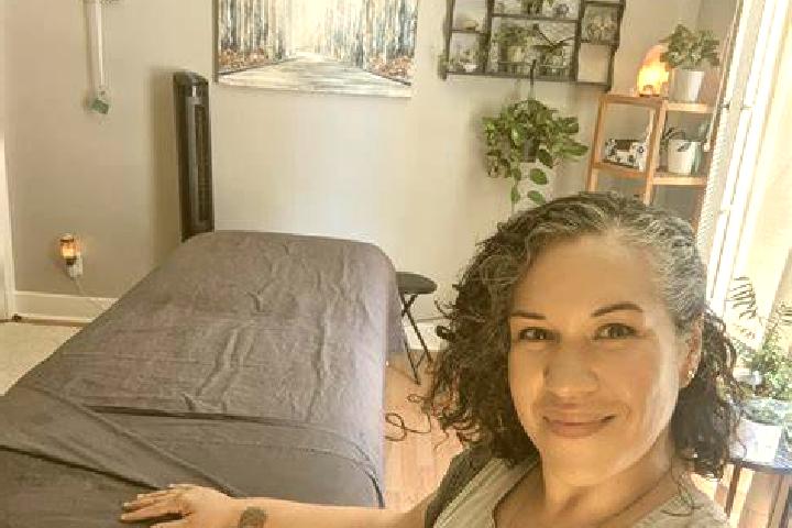Iris, 20, a black brown-eyed caucasian companion based in Ormond Beach. Offering Domination, Massage, 69, Girlfriend Experience. Available for incall and out...