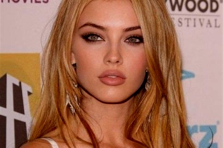 Iris, 20, a blonde hazel-eyed caribbean companion based in Paris 13e Arrondissement. Offering Striptease, Deep French Kissing, Massage. Available for incall ...