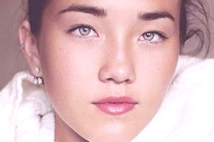 Iris, 20, a chestnut amber-eyed caucasian companion based in Hiep GJuc. Offering Prostate Massage, BDSM, Duos, Deep French Kissing. Available for incall and ...