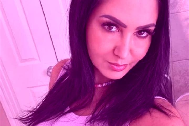 Iris, 20, a dark blonde dark-eyed indian companion based in Iglesias. Offering A-Level, Party Girl, Travel Companion, Deep French Kissing. Available for inca...