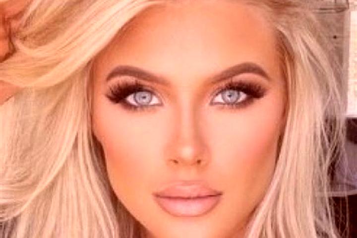 Iris, 20, a platinum blonde dark-eyed caribbean companion based in Chatrapatti. Offering Overnight, Deep French Kissing, Duos. Available for incall and outca...