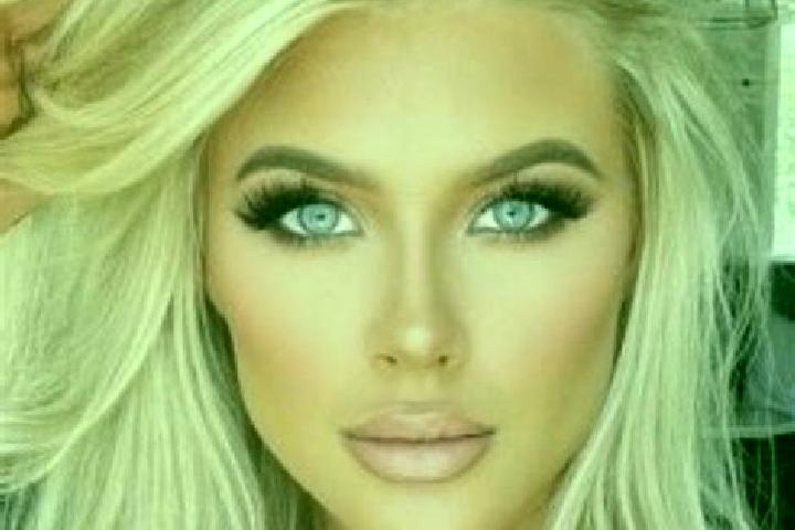 Iris, 20, a platinum blonde hazel-eyed indian companion based in Ntossoni. Offering Prostate Massage, Roleplay, Domination, Dinner Date. Available for incall...