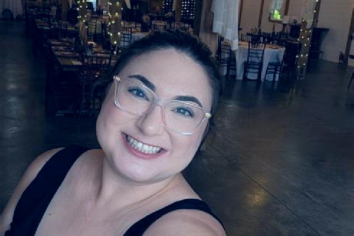 Iris, 20 — Escort in Harleigh, United States
