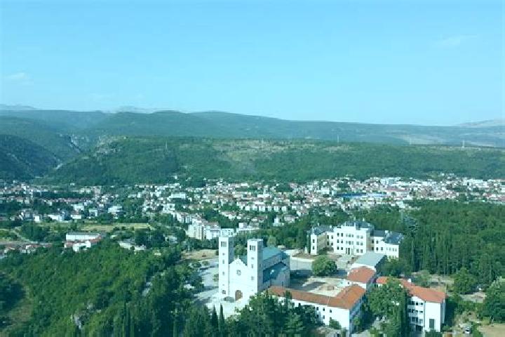 Iris, 20 — Escort in Siroki Brijeg, Bosnia and Herzegovina