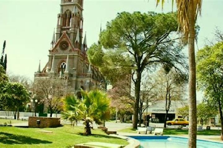 Iris, 20 — Escort in Villa Allende, Argentina