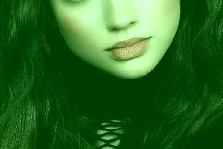 Iris, 21, a auburn brown-eyed middle eastern companion based in Zaandam. Offering Deep French Kissing, Domination, CIM. Available for incall and outcall, day...