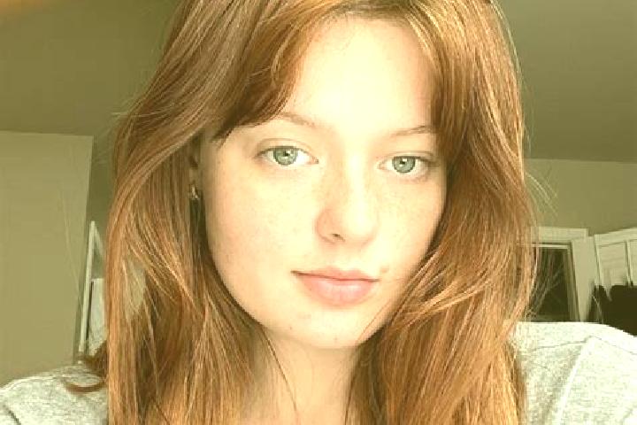 Iris, 21, a auburn grey-eyed caribbean companion based in Obervogau. Offering GFE, Overnight. Available for incall and outcall, day and evening dates.