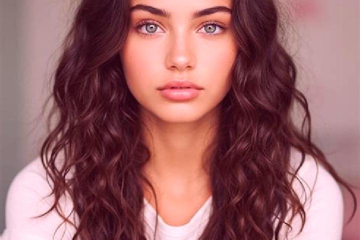 Iris, 21, a brunette amber-eyed mediterranean companion based in Marignier. Offering Prostate Massage, Girlfriend Experience, Fetish. Available for incall an...