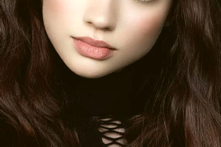 Iris, 21, a brunette dark-eyed slavic companion based in Oinao. Offering Travel Companion, Massage, CIM, BDSM. Available for incall and outcall, overnight bo...