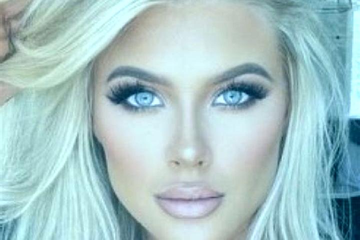 Iris, 21, a platinum blonde blue-eyed ebony companion based in Halstead. Offering Erotic Massage, Dinner Date, Tantra, Roleplay. Available for incall and out...