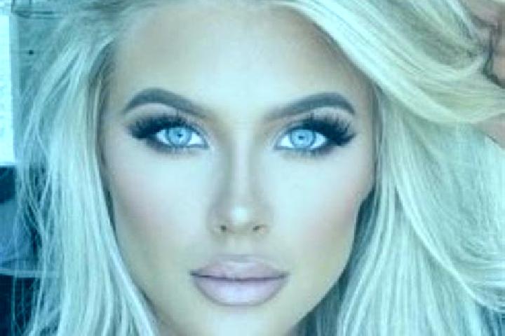 Iris, 21, a platinum blonde blue-eyed mixed companion based in Oradea. Offering Overnight, Dinner Date, Domination, Fetish. Available for incall and outcall,...