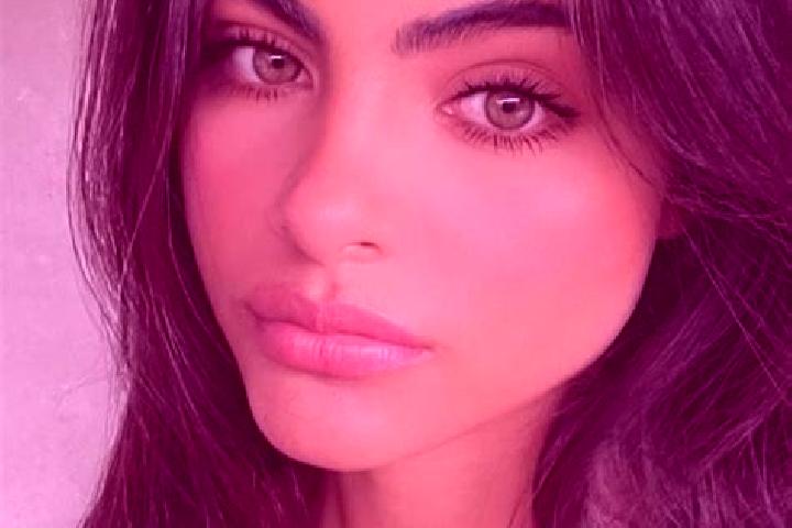 Iris, 21, a red dark-eyed indian companion based in Sangir. Offering BDSM, Prostate Massage. Available for incall and outcall, overnight bookings available.