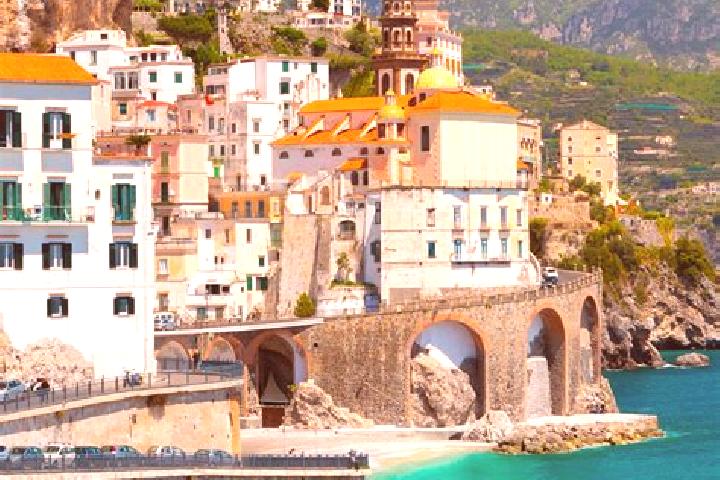 Iris, 21 — Escort in Casalbore, Italy