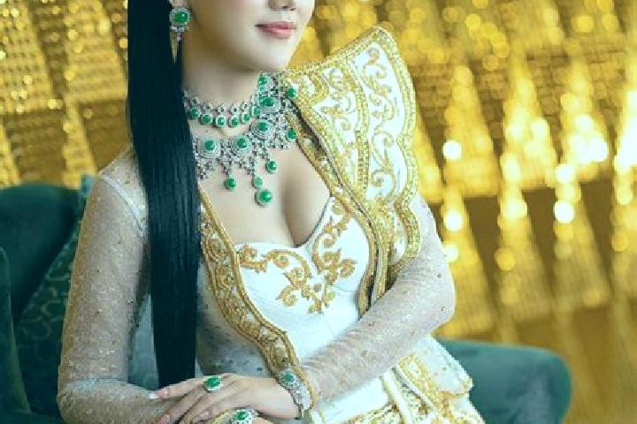 Iris, 21 — Escort in Myo Thit Ga, Myanmar