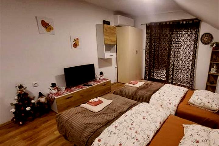Iris, 21 — Escort in Strpce, Kosovo