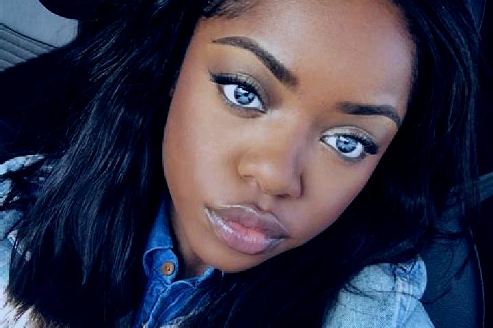 Iris, 22, a auburn blue-eyed ebony companion based in Longongara. Offering Couples, Fetish. Available for incall and outcall, day and evening dates.