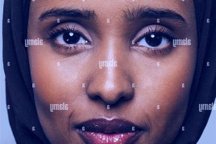 Iris, 22, a auburn dark-eyed middle eastern companion based in Seferihisar. Offering Girlfriend Experience, Tantra. Available for incall and outcall, overnig...