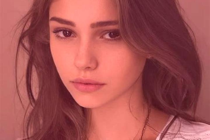 Iris, 22, a brunette grey-eyed slavic companion based in Ja ar. Offering OWO, Tantra, Travel Companion, BDSM. Available for incall and outcall, overnight boo...