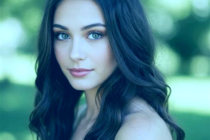 Iris, 22, a brunette hazel-eyed latina companion based in Baralota. Offering 69, Prostate Massage, OWO. Available for incall and outcall, overnight bookings ...