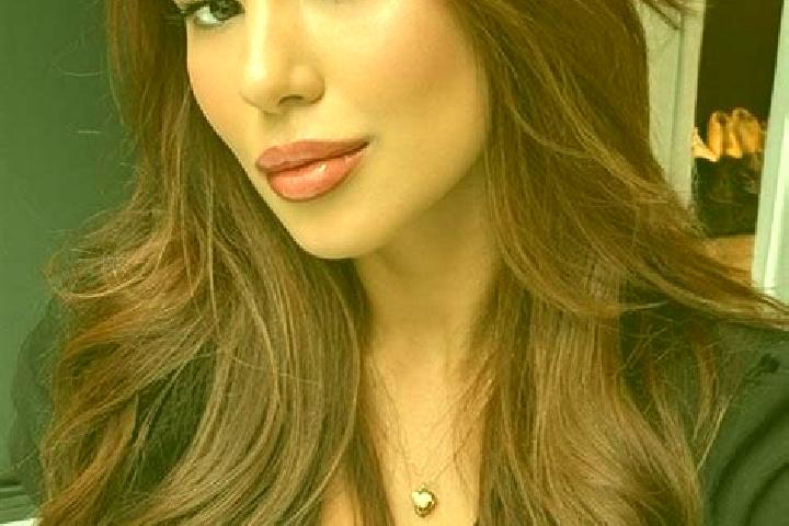 Iris, 22, a chestnut brown-eyed latina companion based in Zeitlarn. Offering Dinner Date, Tantra, Prostate Massage, Striptease, GFE. Available for incall and...