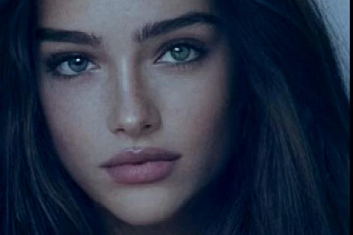 Iris, 22, a chestnut grey-eyed caucasian companion based in San Gregorio de Nigua. Offering Prostate Massage, GFE, Dinner Date. Available for incall and outc...