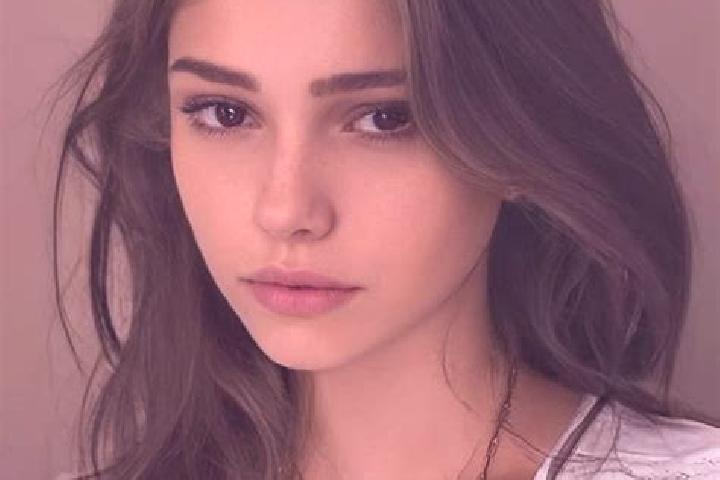 Iris, 22, a red grey-eyed slavic companion based in Thai Binh. Offering Roleplay, GFE, Duos, Massage, Party Girl. Available for incall and outcall, overnight...